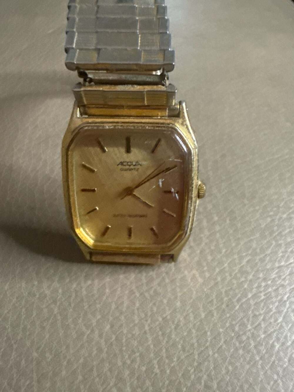 Vintage Acqua Gold-Tone Quartz Tank Watch with Expansion Band